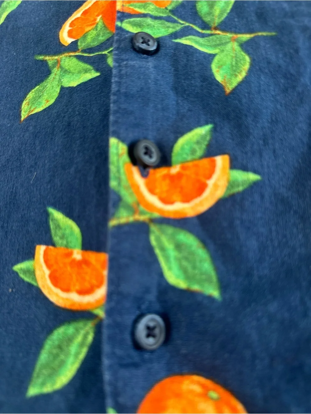Old Navy Short-Sleeve Linen Blend Button-Up Shirt with Orange Fruit Print. 4T